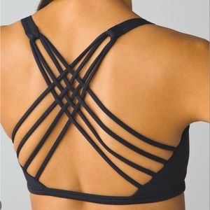 Lululemon free to be wild bra size 8/ M Like New!